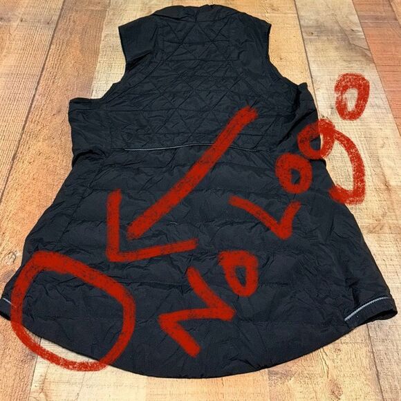 Lululemon black goose down vest *missing logo on back* - Picture 6 of 13